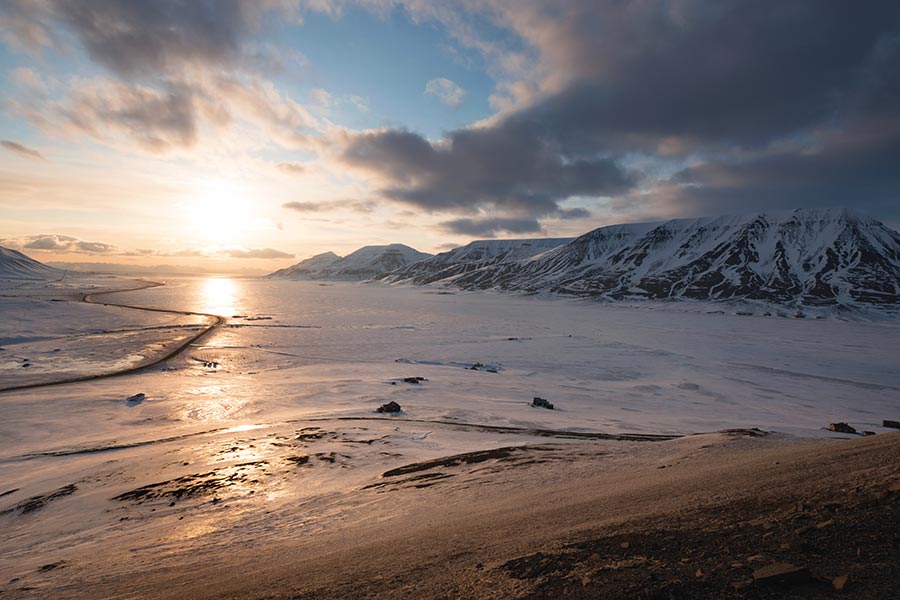 sole di mezzanotte svalbard